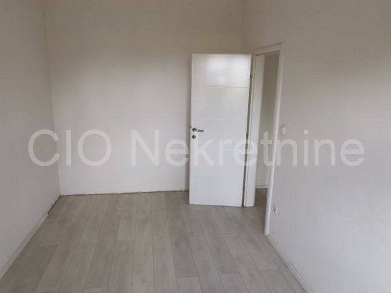 Flat in a building, Sale, Split, Split