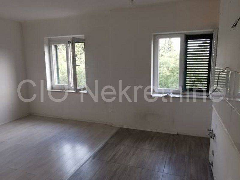 Flat in a building, Sale, Split, Split