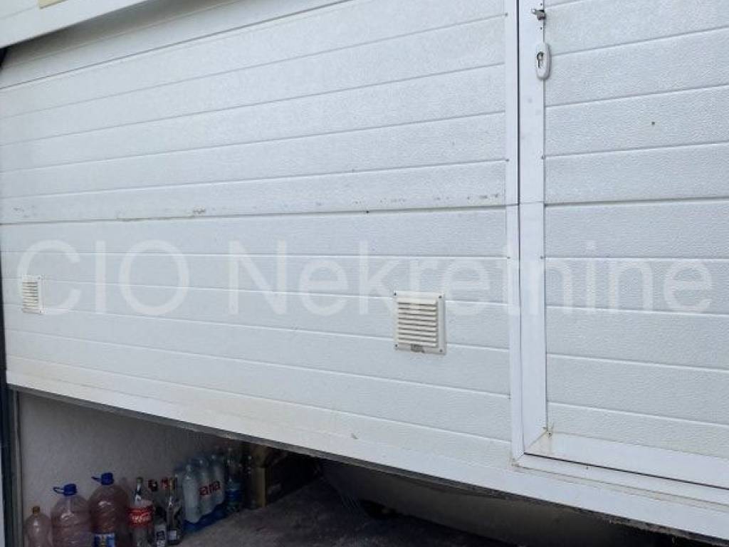 House with apartments, Sale, Trogir - Okolica, Mastrinka