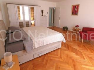 Flat in a building, Rent, Split, Split