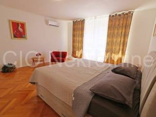 Flat in a building, Rent, Split, Split