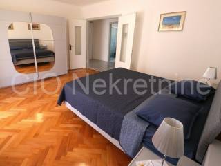 Flat in a building, Rent, Split, Split