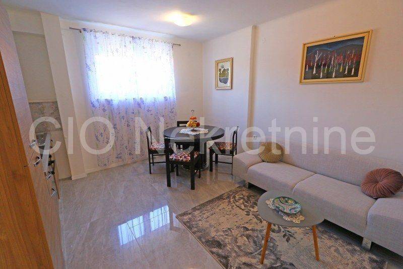 Flat in a building, Rent, Split, Split