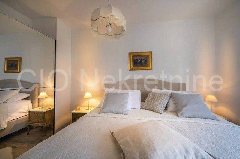 Flat in a building, Rent, Split, Split