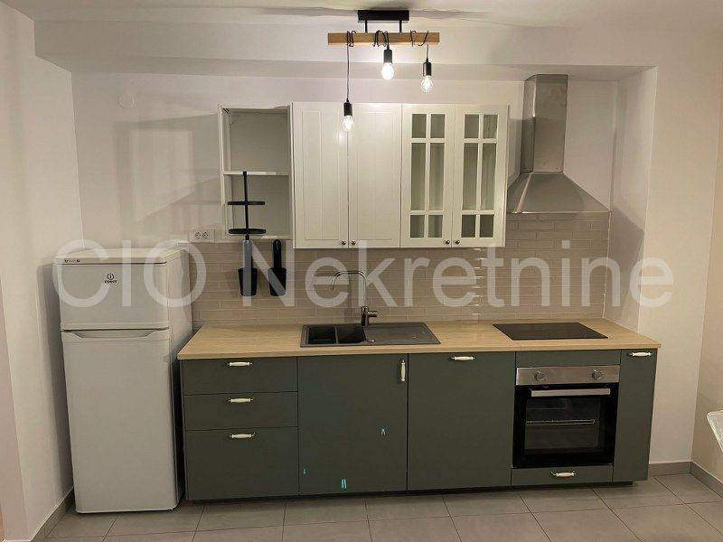 Flat in a house, Rent, Split, Split