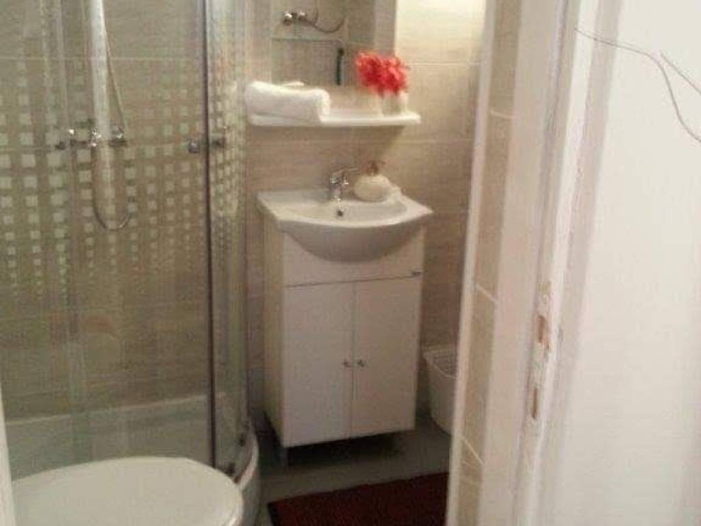 House with apartments, Sale, Obrovac, Gornji Karin