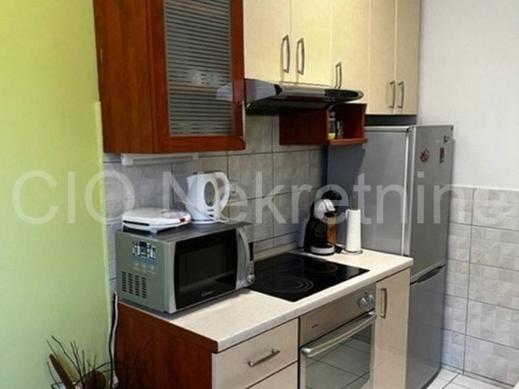 Flat in a building, Rent, Split, Split