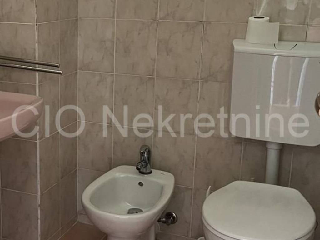 Flat in a building, Rent, Split, Split