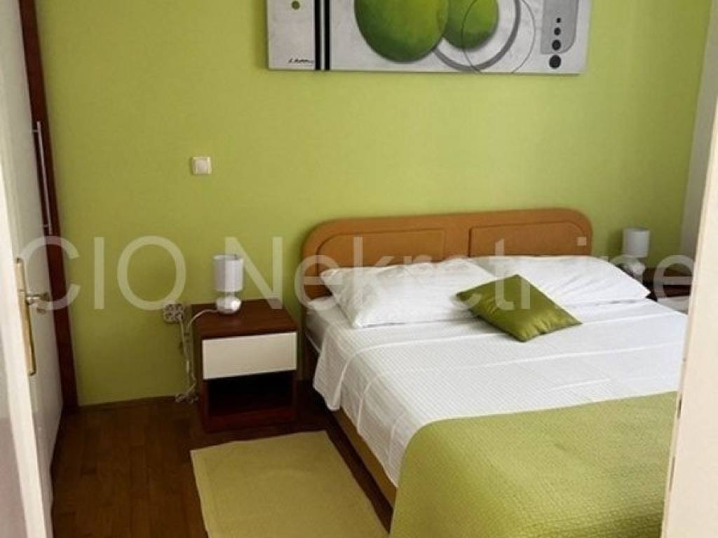 Flat in a building, Rent, Split, Split