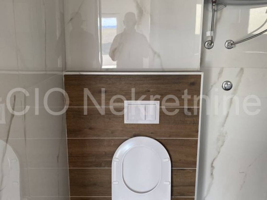 Flat in a new building, Sale, Bol, Bol