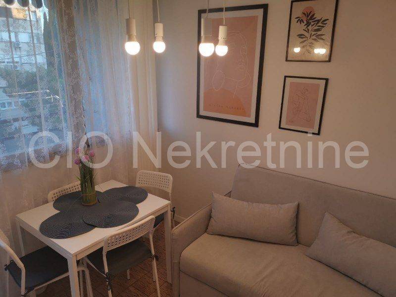 Flat in a building, Rent, Split, Split