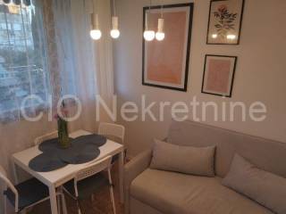 Flat in a building, Rent, Split, Split