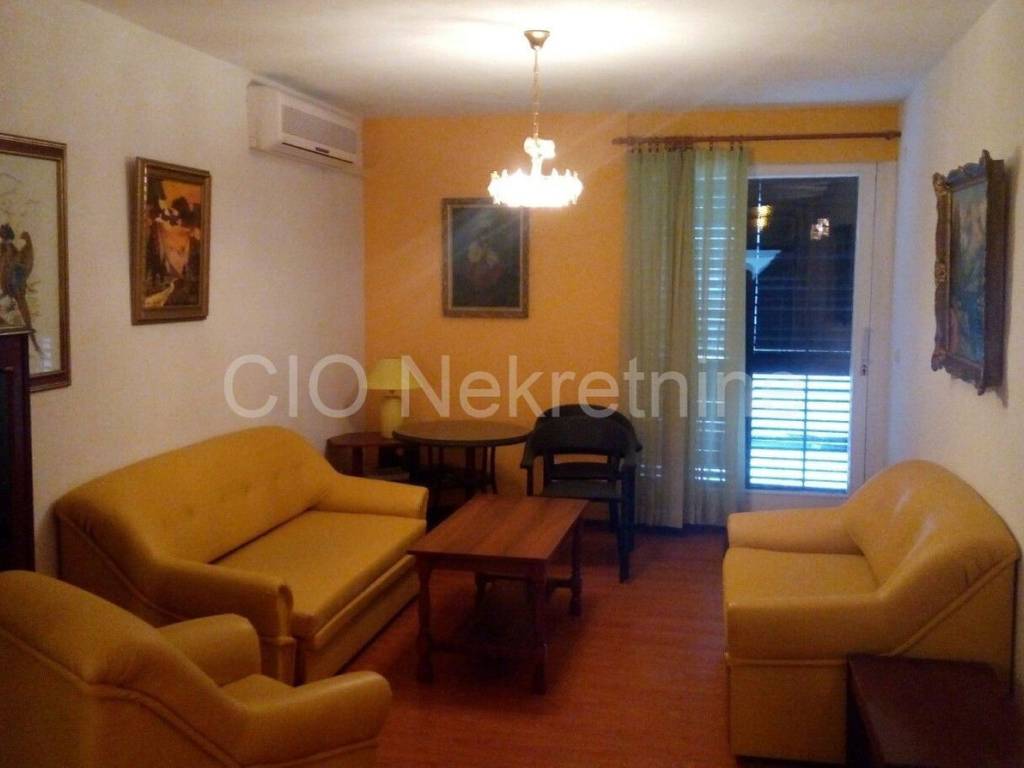 Flat in building, Rent, Split, Split