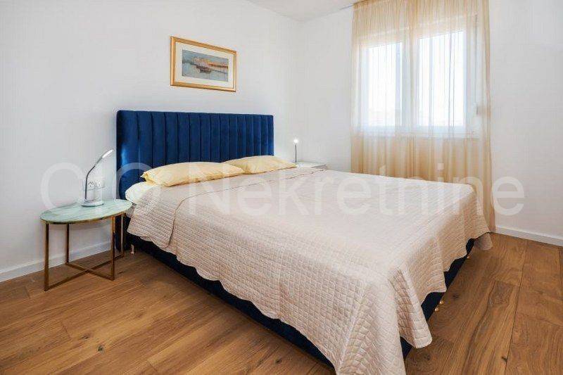 Flat in a new building, Rent, Kaštela, Kaštel Kambelovac