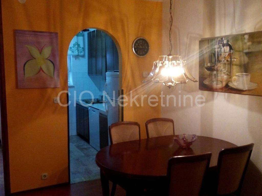 Flat in building, Rent, Split, Split