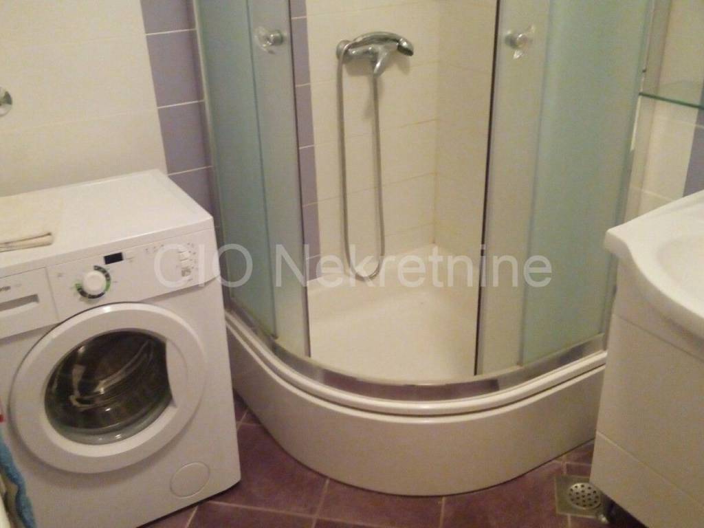 Flat in building, Rent, Split, Split