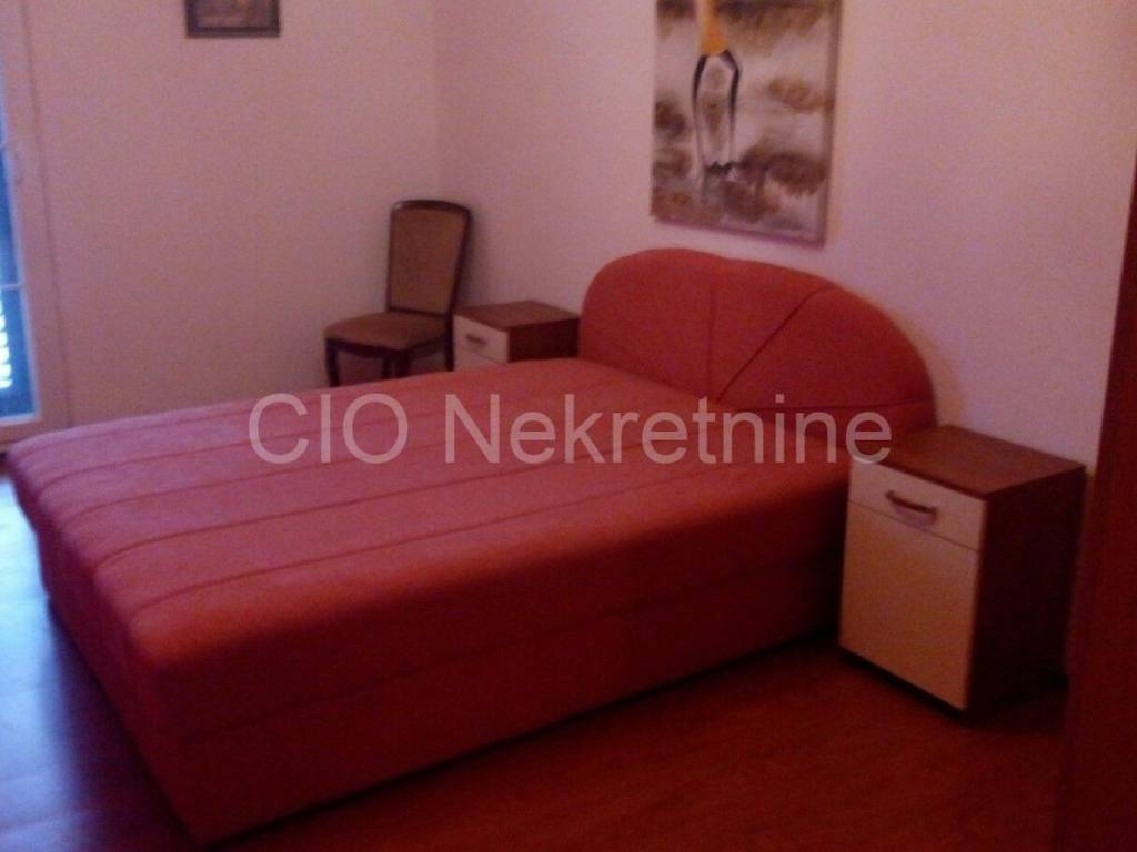 Flat in building, Rent, Split, Split