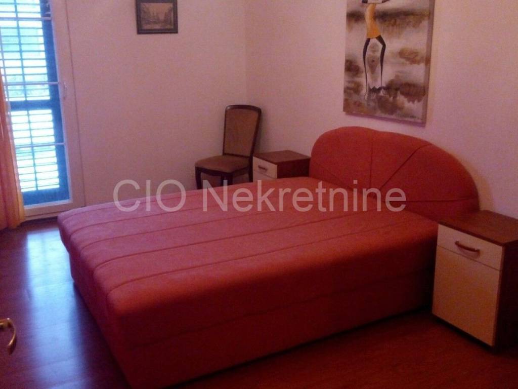 Flat in building, Rent, Split, Split