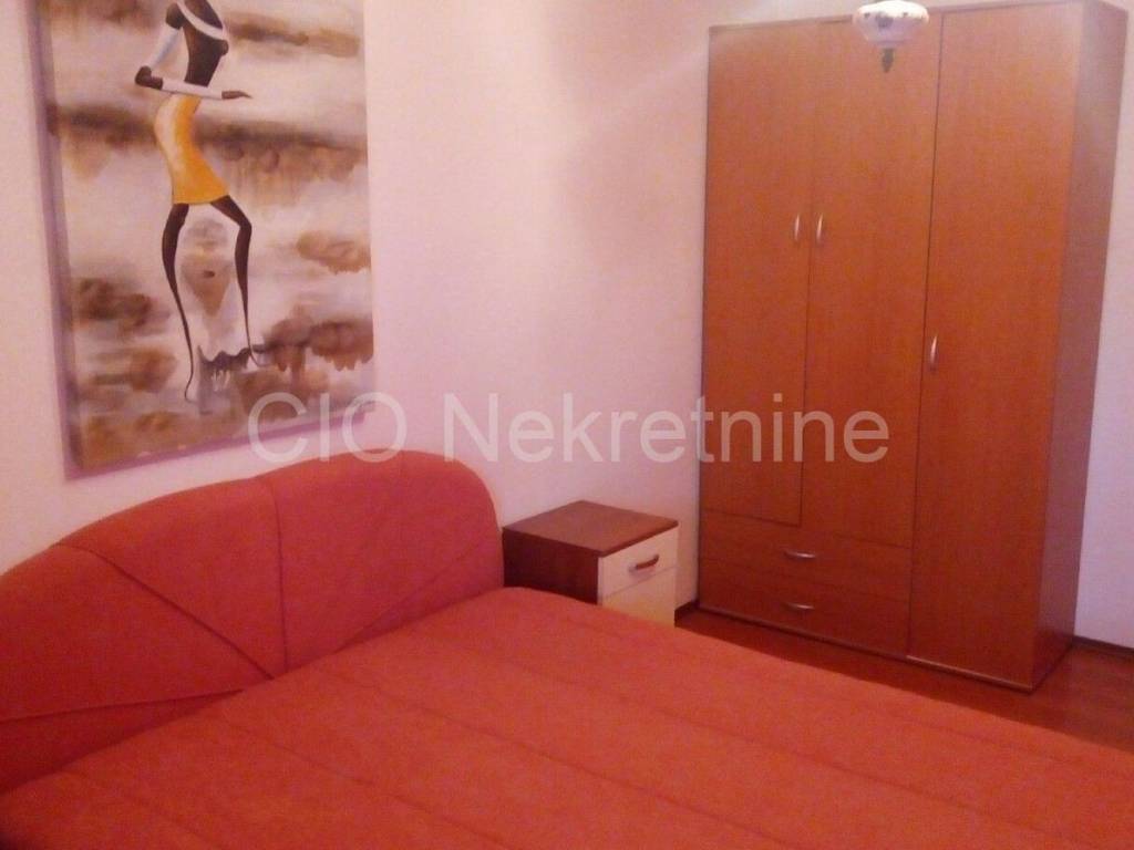 Flat in building, Rent, Split, Split
