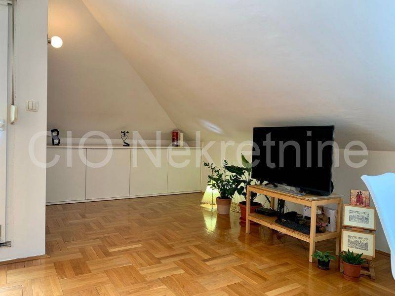 Flat in a building, Sale, Solin, Sveti Kajo