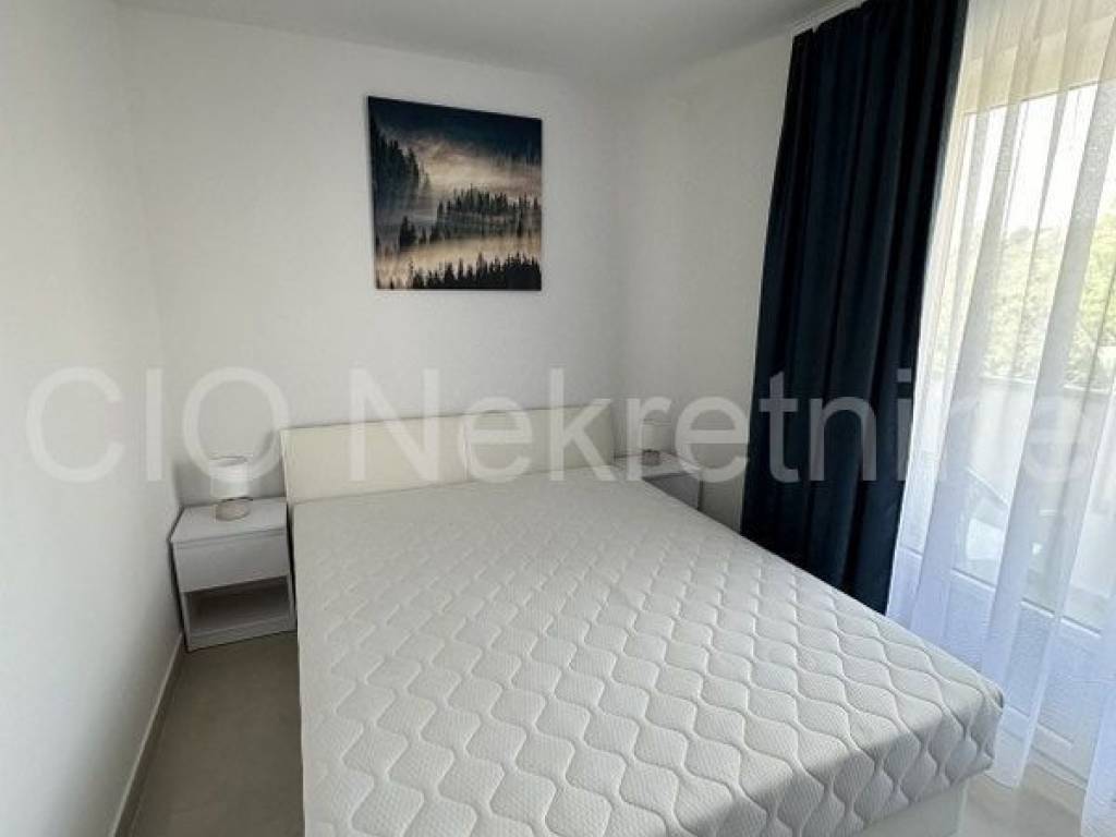 Flat in a building, Sale, Bol, Bol