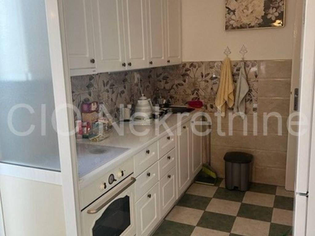 Flat in a building, Rent, Split, Split