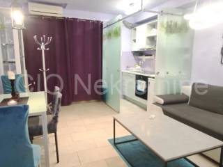 Flat in a house, Sale, Split, Split
