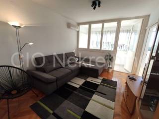 Flat in a building, Rent, Split, Split