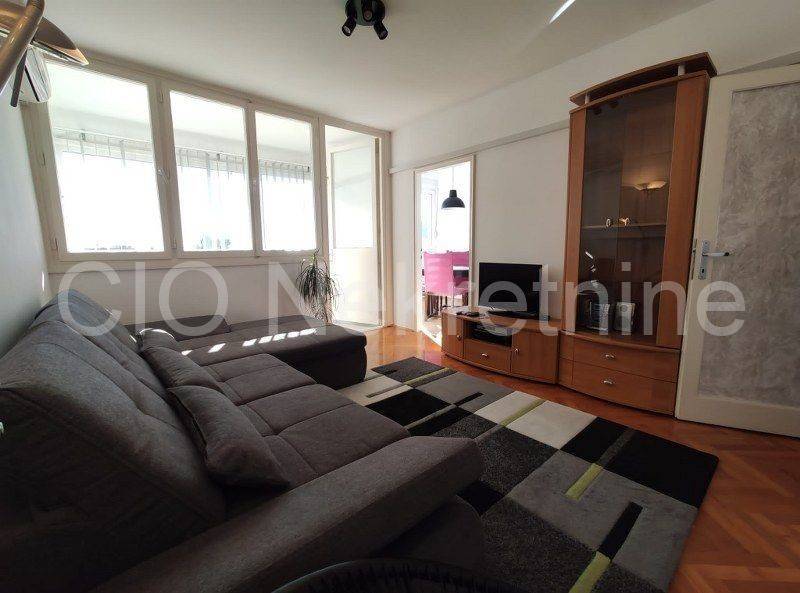 Flat in a building, Rent, Split, Split
