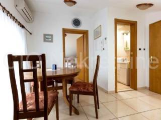 Apartmant house, Sale, Okrug, Okrug Donji