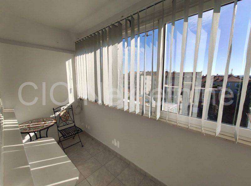 Flat in a building, Rent, Split, Split
