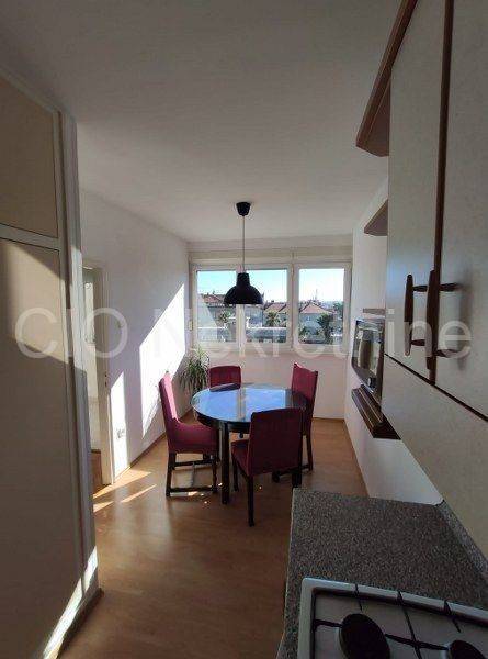 Flat in a building, Rent, Split, Split