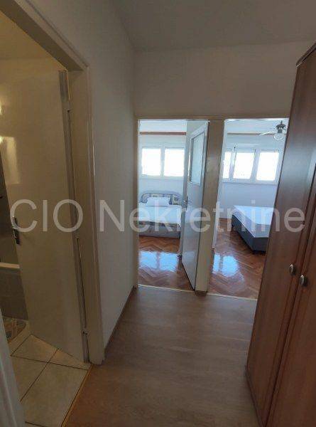 Flat in a building, Rent, Split, Split