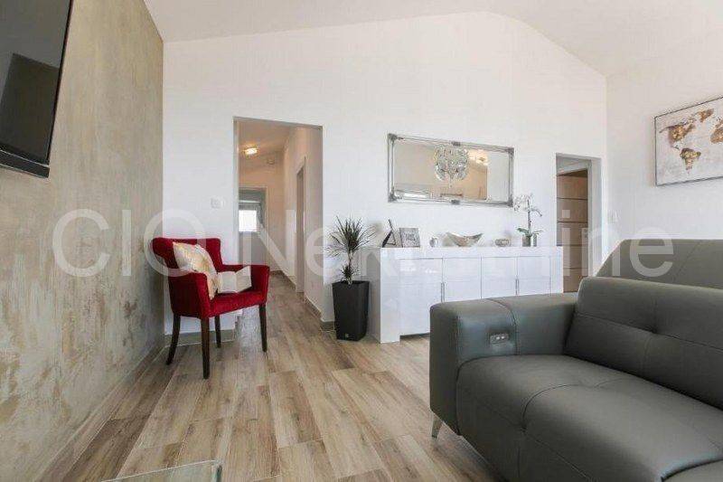 Flat in a house, Rent, Split - Okolica, Stobreč