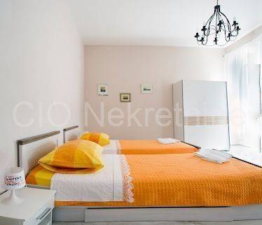 Flat in a building, Sale, Split, Split