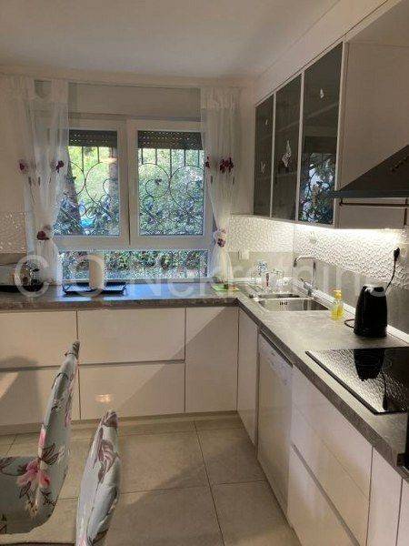 Flat in a building, Rent, Split, Split