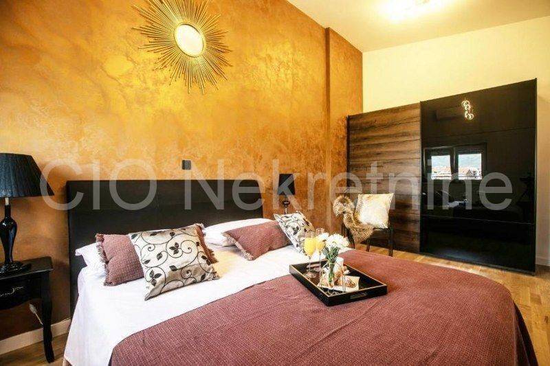 Flat in a house, Rent, Split - Okolica, Stobreč