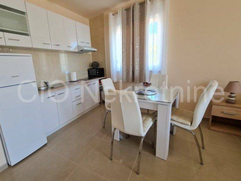 House with apartments, Sale, Marina, Vinišće