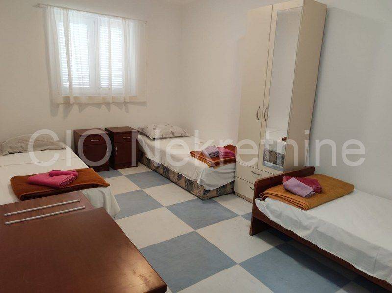 Flat in a building, Rent, Klis, Dugobabe