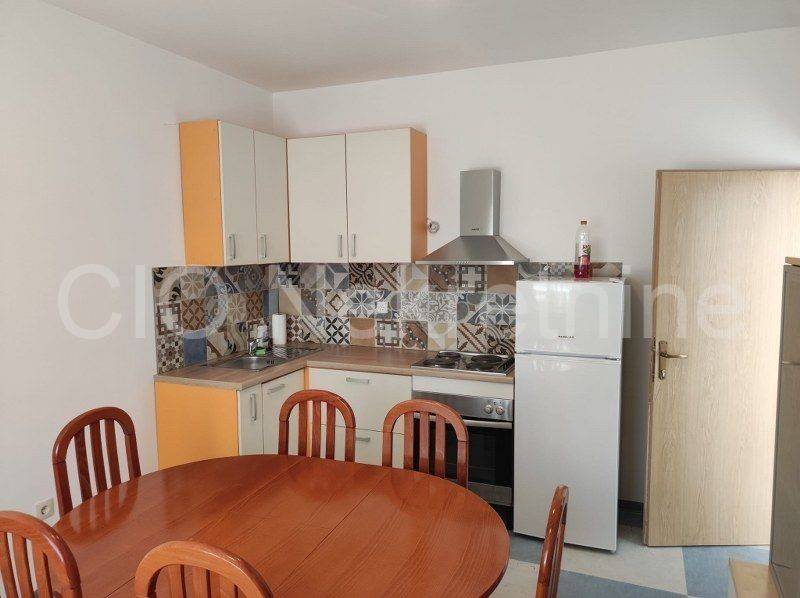 Flat in a building, Rent, Klis, Dugobabe