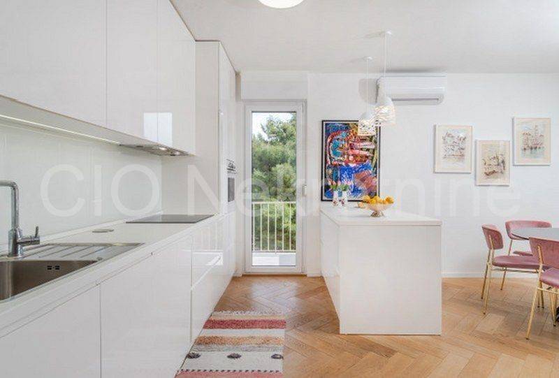 Flat in a building, Rent, Split, Split
