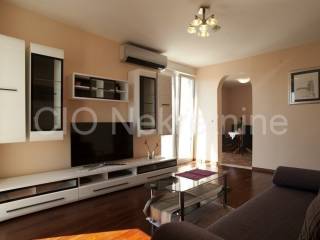 Flat in a building, Sale, Split, Split