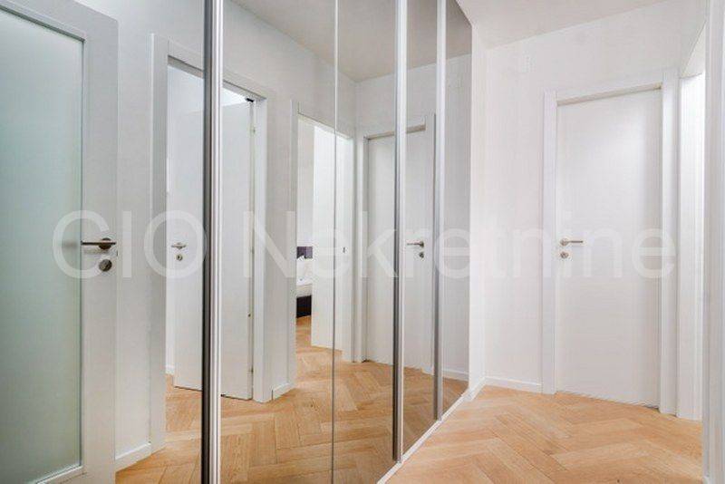 Flat in a building, Rent, Split, Split