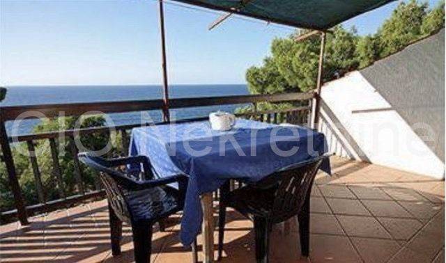 House with apartments, Sale, Hvar, Sveta Nedjelja