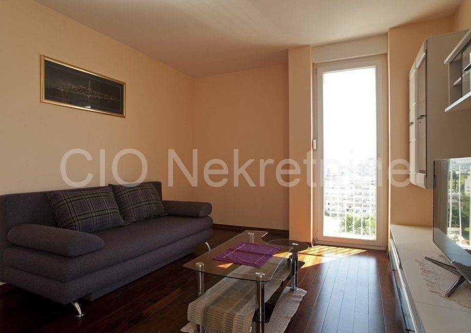 Flat in a building, Sale, Split, Split
