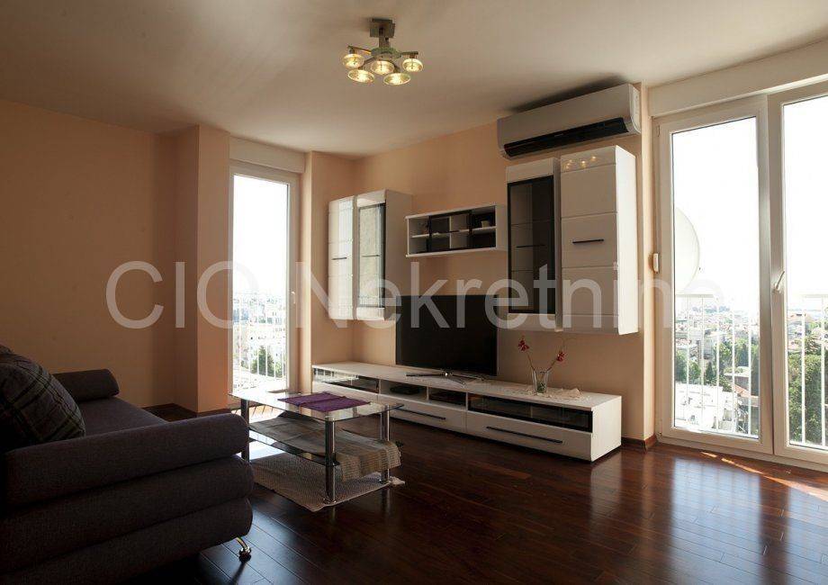 Flat in a building, Sale, Split, Split