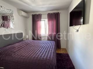Flat in a building, Sale, Okrug, Okrug Gornji