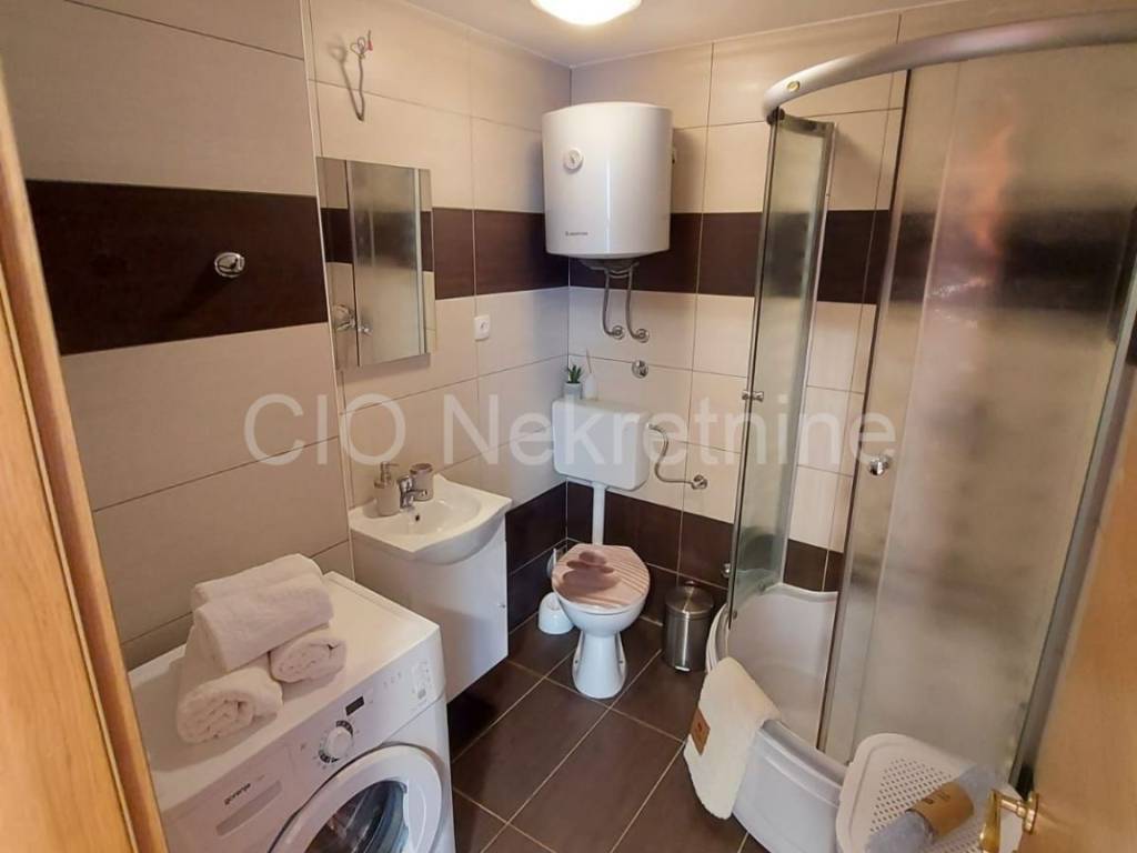 Flat in a building, Rent, Podstrana, Podstrana