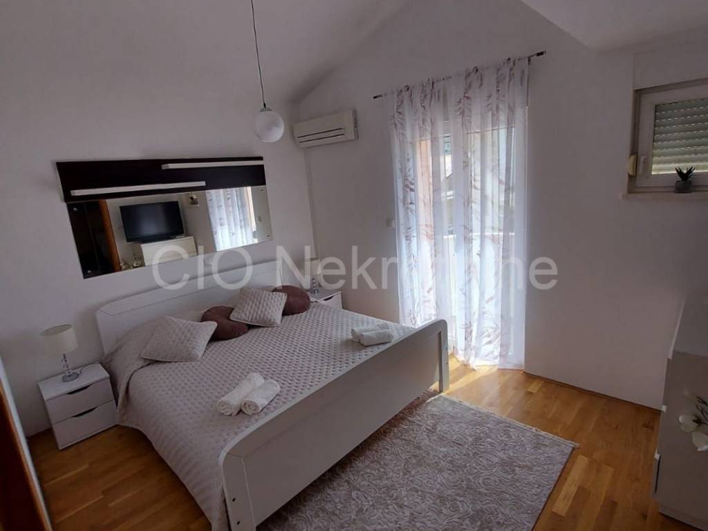 Flat in a building, Rent, Podstrana, Podstrana