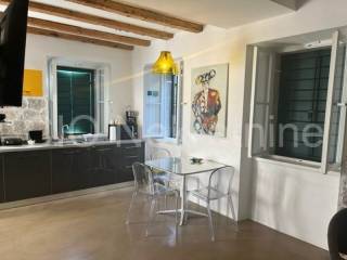 Flat in a building, Rent, Split, Split